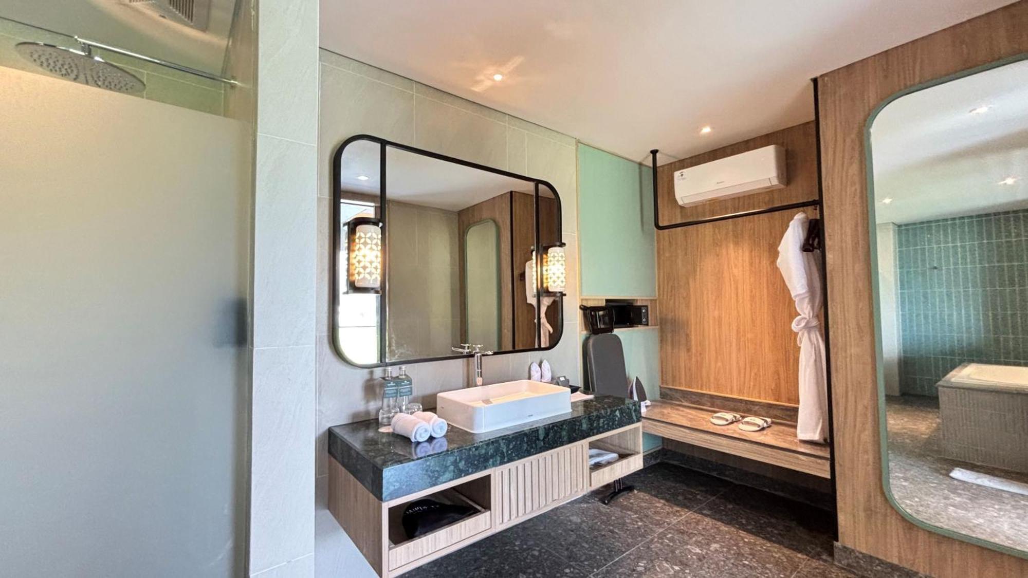 Hotel Santika Garut Exterior photo