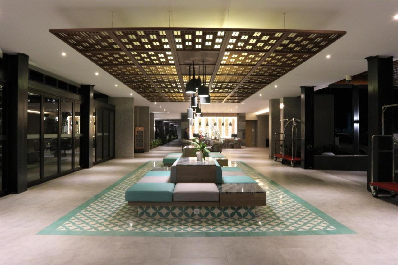 Hotel Santika Garut Exterior photo
