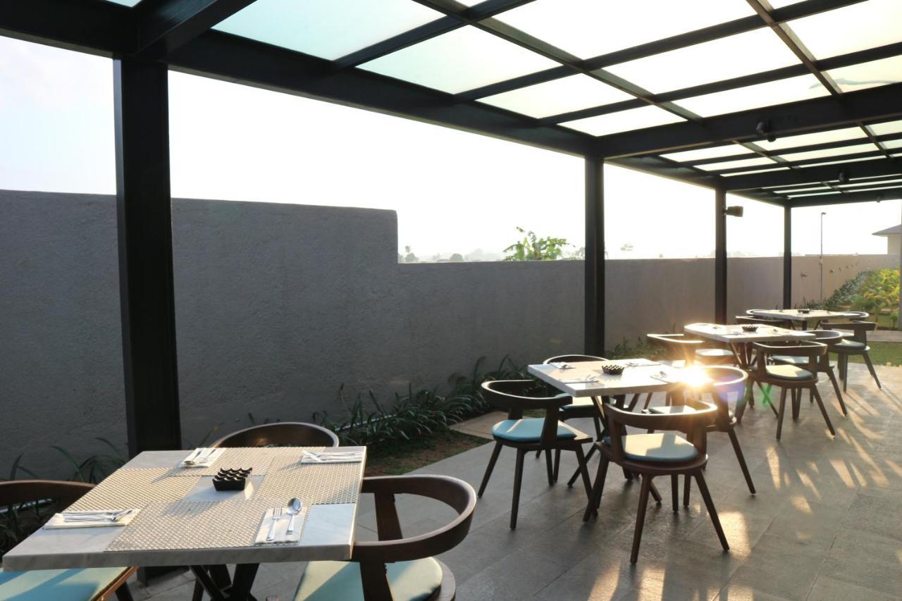 Hotel Santika Garut Exterior photo