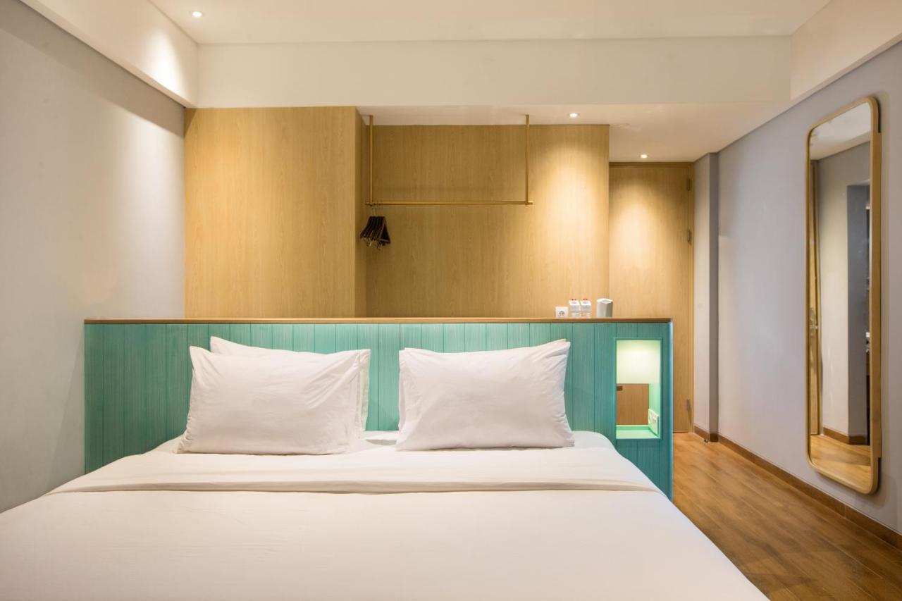 Hotel Santika Garut Exterior photo