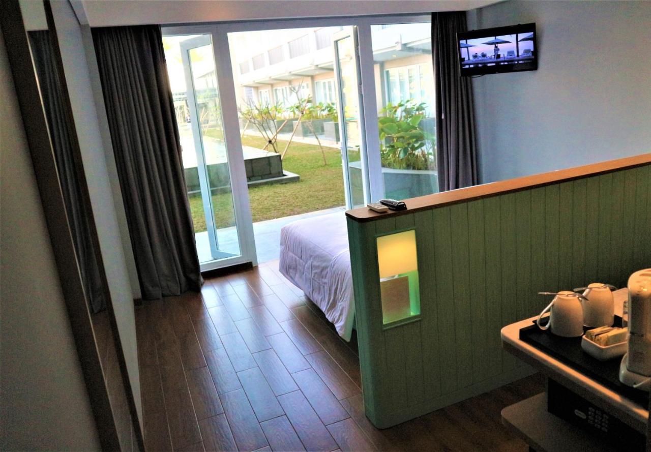 Hotel Santika Garut Exterior photo